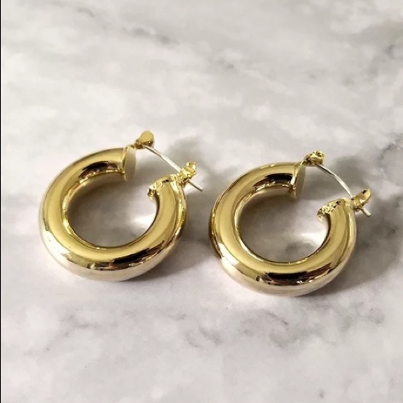 Jewelry | 18k Gold Round Hoop Earrings | Poshmark